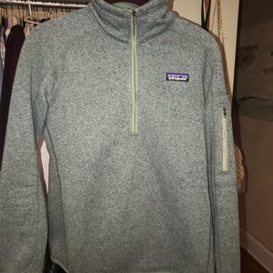 Patagonia half zip jacket! Very warm & great cond.